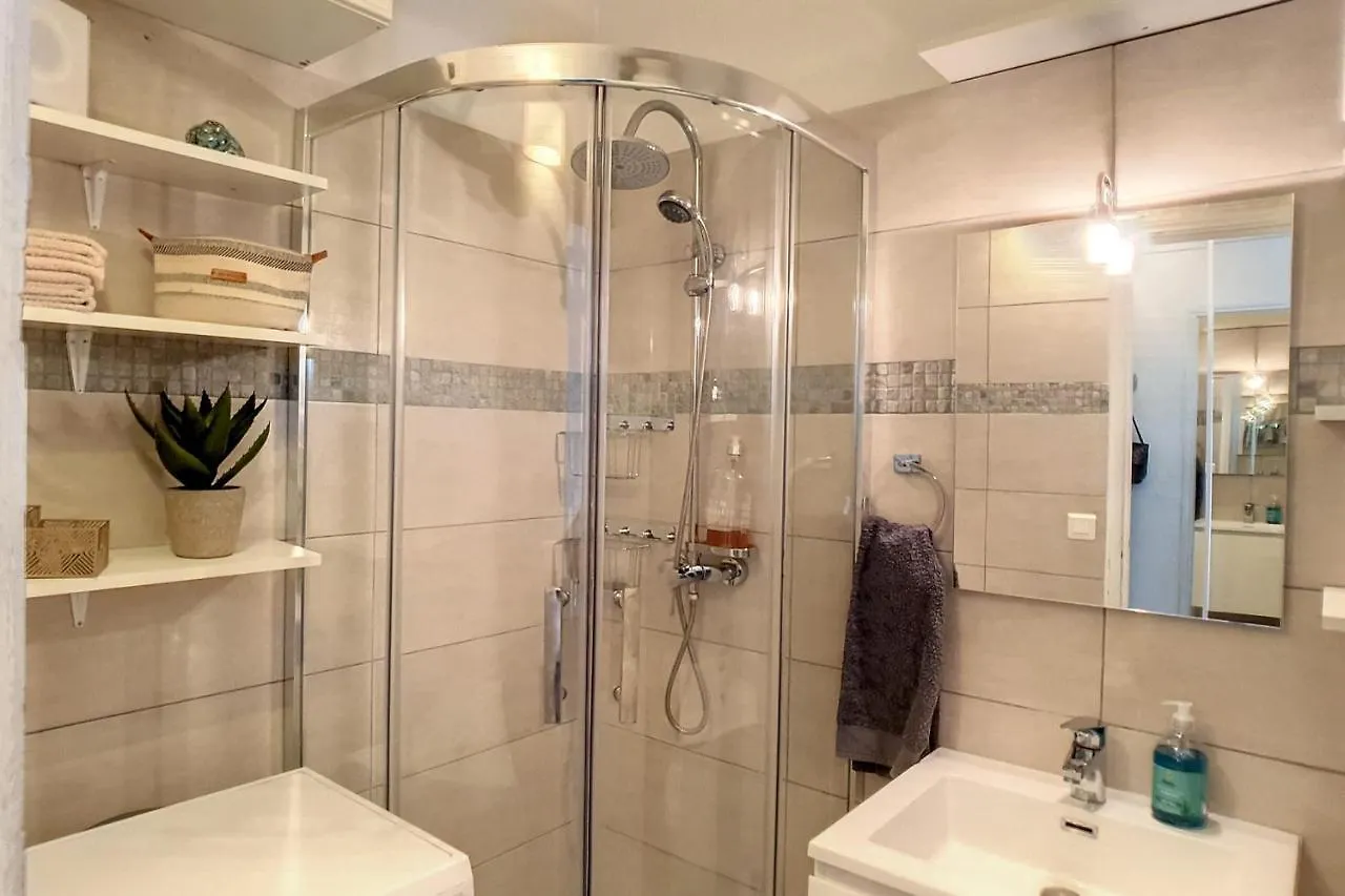 Henri Camille Real Estate - Carnot - Nice Studio 8Min Palais Cannes